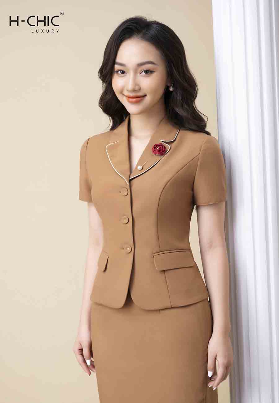 Set ký giả vàng bò cổ B3