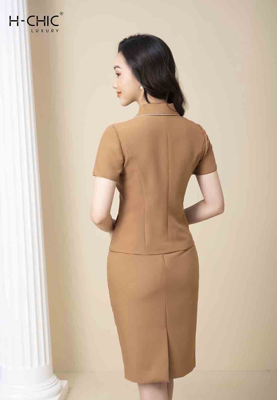 Set ký giả vàng bò cổ B4