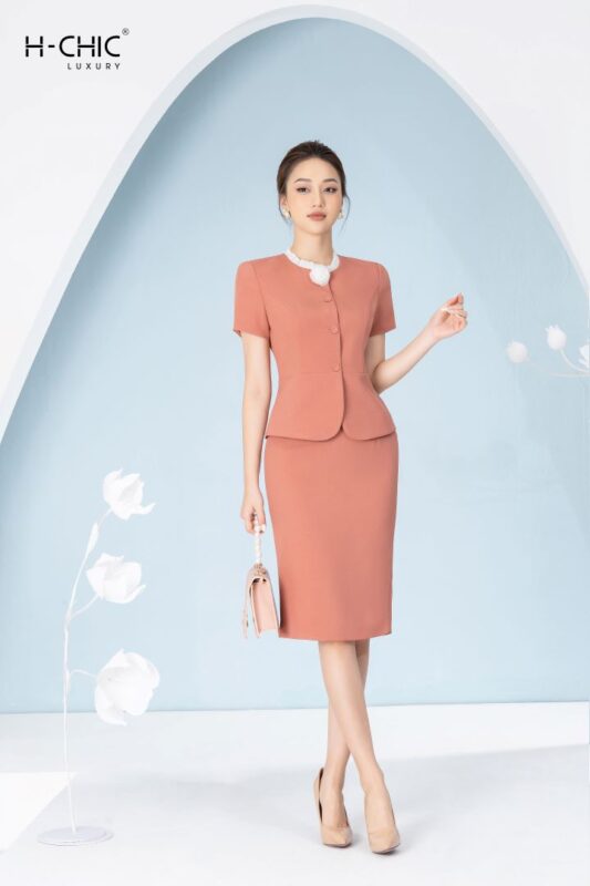 Set ký giả hồng cổ hoa