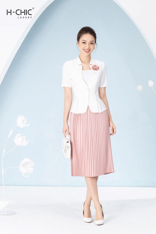 Set ký giả trắng cổ tàu